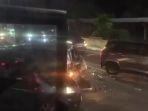 Kecelakaan-beruntun-10-mobil-di-Exit-Tol-Bekasi-Barat-Kota-Bekasi-Jawa-Barat.jpg