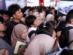 Pencari-Kerja-Padati-Job-Fair-2025-di-Kemnaker_20250522_152345.jpg