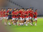 Pemain-Timnas-Indonesia-sedang-berlatih-di-Stadion-Madya-Senin-262025.jpg